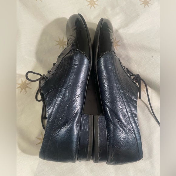 Chanel Leather & Patent Leather Lace-Up Shoes Size 40/  US10 - Picture 7 of 14